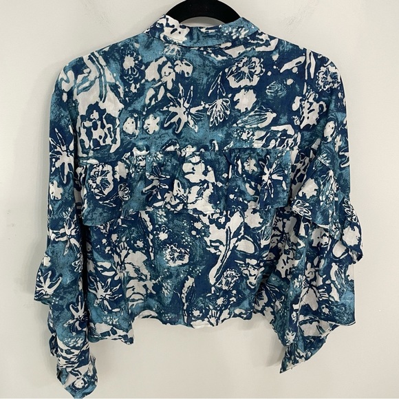 NEW Anthropologie Pilcro Batwing Ruffle Blouse Size Small Blue Floral NWT. 4 - Picture 8 of 10